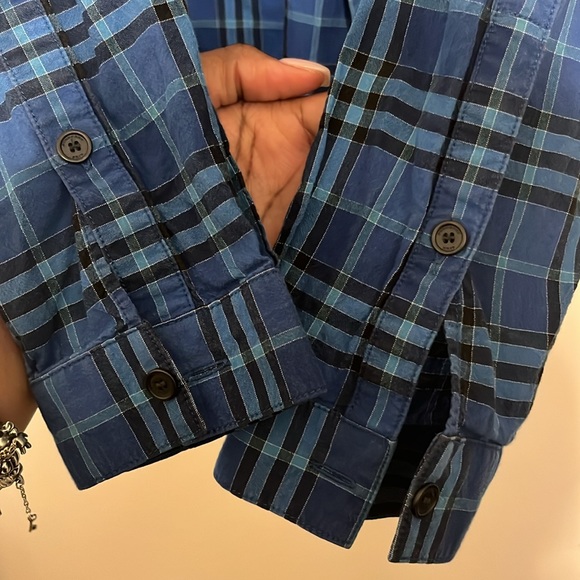 Burberry button down shirt - Picture 3 of 7